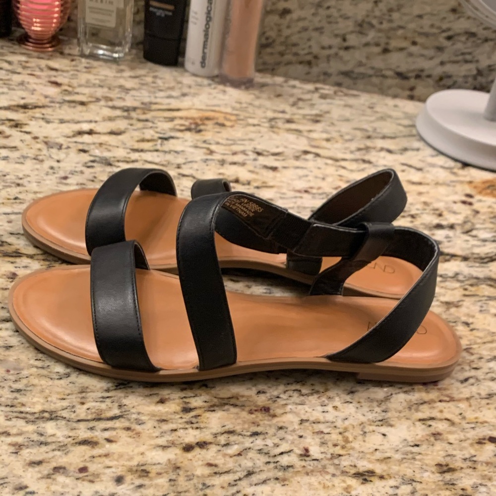 Sandals size 7 Abound Brand